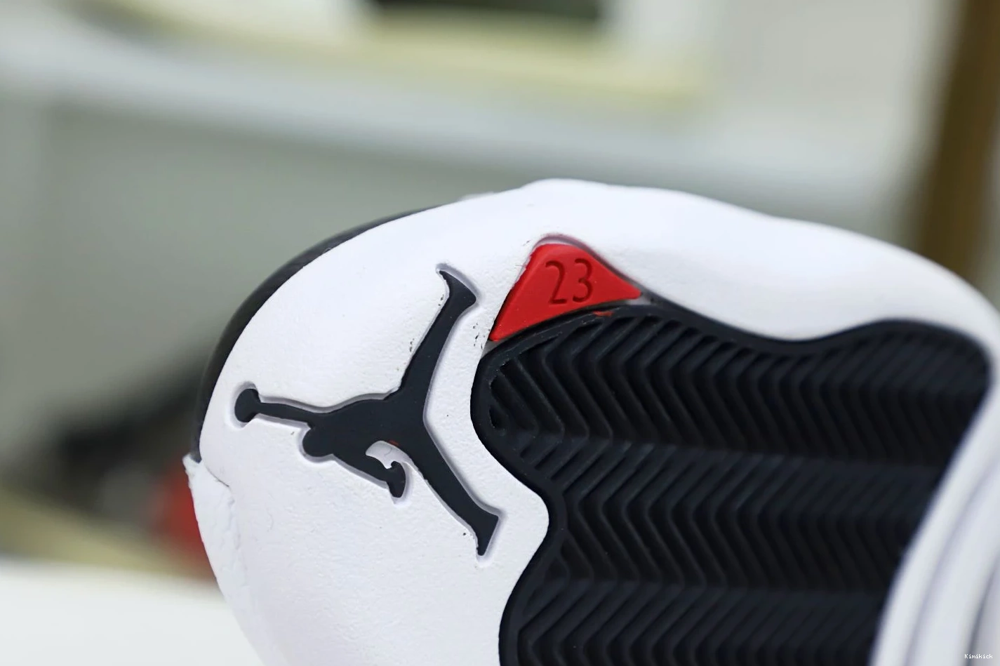 Kimikick GoAnywhere AIR RETRO JORDAN 12 PLAYOFFS 2018 0602